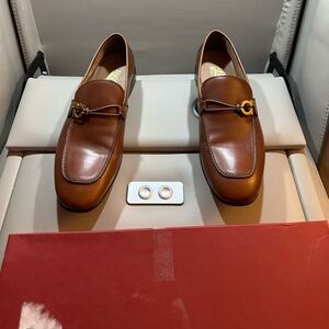 FERRAGAMO BROWN ‘Lester’ moccasins/ 100% Calf Leather/ pre owned/very good